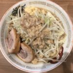 ラーメン豚山 上野店 – 小ラーメン ニンニクアブラ
